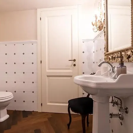 Feriehus Centro Storico - Luxury Experience Vintage Elite Narni